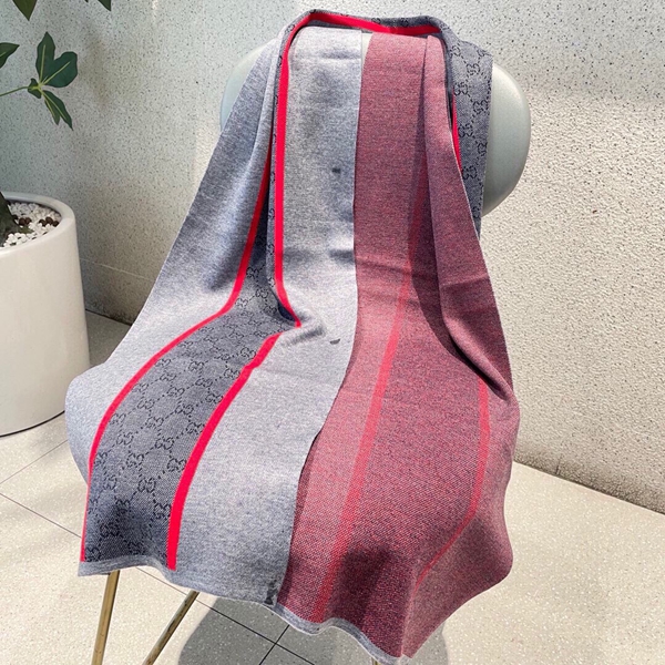 ブランドマフラー側面デザイン